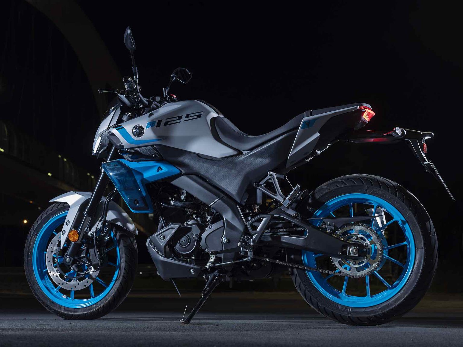 Yamaha MT-125: un nuevo look para la hyper naked de 125 cc.